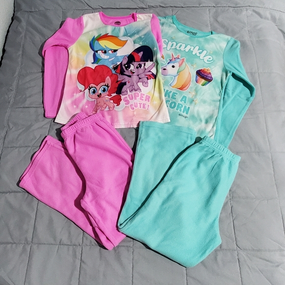 Girls two set pajamas - Picture 1 of 3